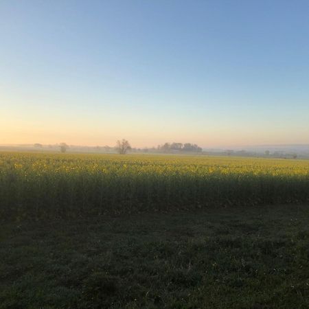 Rosloevs Gard Vackert Boende I En Naturskoen Miljoe. Flyinge Dış mekan fotoğraf
